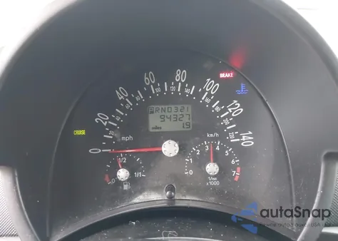 2004 Volkswagen New Beetle Gls 2.0L z USA, uszkodzony, nr VIN 3VWCK31CX4M404716